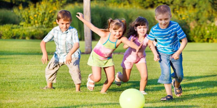 ماذا يجني الطفل من اللعب – الأستاذ توفيق قيروع