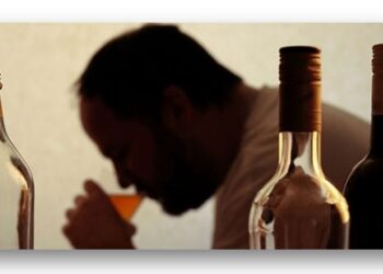 الخمر: مابين أوهام المرح ودوامات الاكتئاب