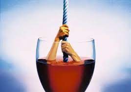 الخمر: مابين أوهام المرح ودوامات الاكتئاب