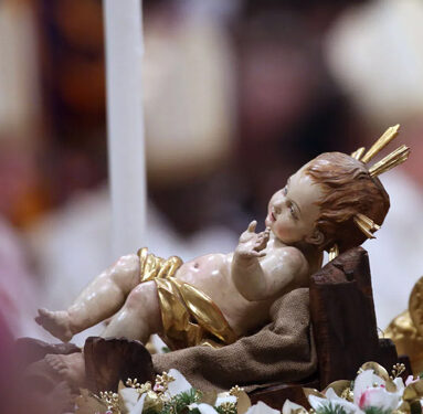 مسبحة الطفل الإلهي يسوع