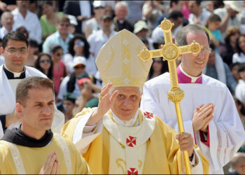 صلاة البابا بندكتوس السادس عشر