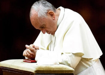 صلاة البابا فرنسيس للعائلة المقدسة