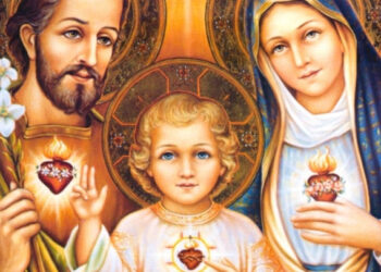 طلبة العائلة المقدّسة