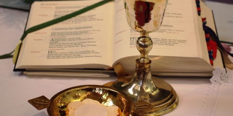 قداس أحد الكهنة – زمن الدنح – طقس ماروني