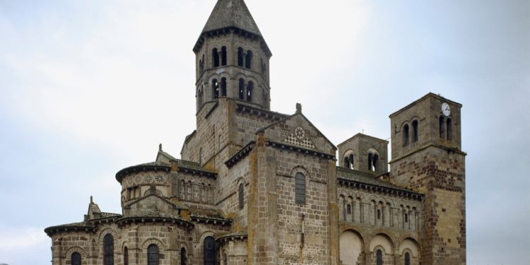 الفن الروماني في الكنائس – الفن الكنسي