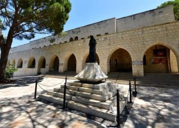 دير مار يوسف- جربتا، ضريح القدّيسة رفقا – كنائس لبنان