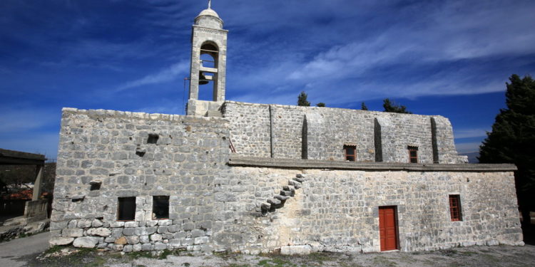 كنيسة مار سابا (إدّه البترون) – كنائس لبنان