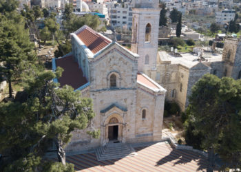  كنيسة تلميذي عمواس (القبيبة) – كنائس القدس