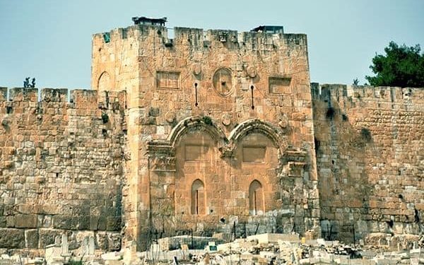 باب دخول المسيح إلى أورشليم … – كنائس القدس