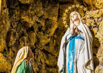 «أنا سيّدة الحبل بلا دنس»… 5 حقائق مذهلة عن ظهورات لورد للقديسة برناديت