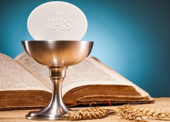 شهر نيسان هو شهر القربان الأقدس