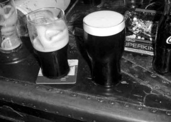 ما موقف المسيحية من شرب الخمر؟