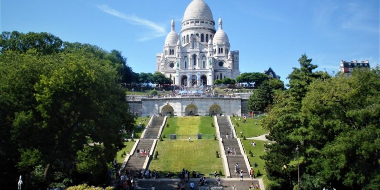 كنيسة الساكري كور في مونمارتر باريس (كنيسة القلب الأقدس) – كنائس متفرقة