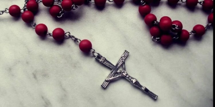 بعض الأقوال في المسبحة الوردية