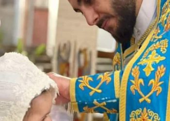 لماذا نعمد الطفل وهو لم يؤمن ؟؟ البابا شنودة الثالث