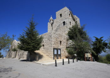 أعجوبة كنيسة سيدة القلعة (قرية شحتول) – كنائس لبنان