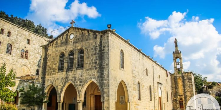 كنيسة سيدة التلة – دير القمر – أقدم الكنائس المريمية في لبنان – كنائس لبنان