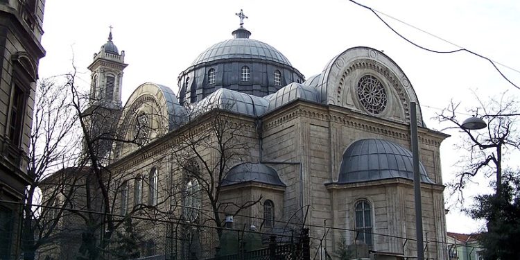 كنيسة آيا تريادا اليونانية الأرثوذكسية – كنائس تركيا