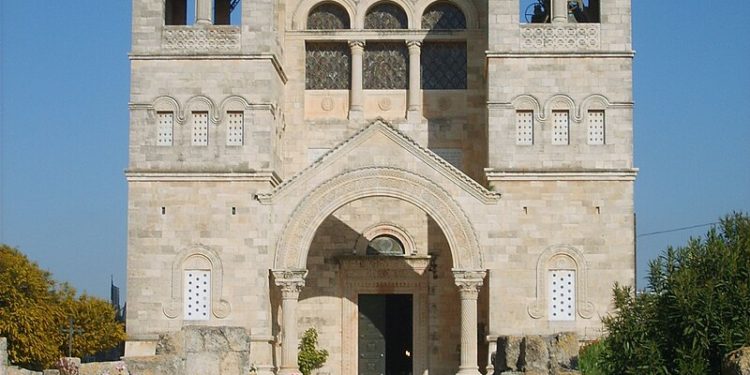 كنيسة التجلي – جبل طابور – كنائس القدس