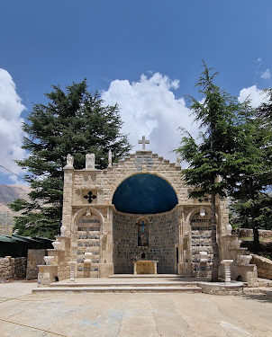مزار سيدة الأرز – بشري – كنائس لبنان