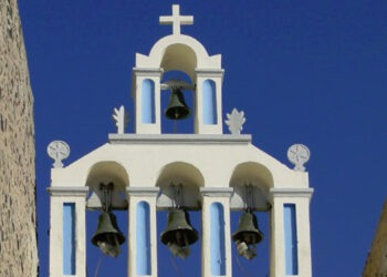 ودقت الأجراس (قصة ميلادية) – قصة وعبرة