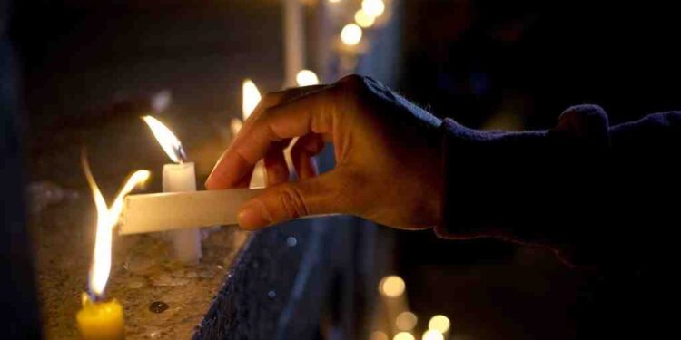 ما هي العبادة ؟ – الارشمندريت الياس مرقص