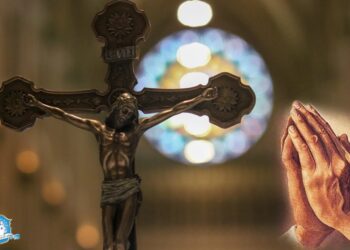 اُدخل إلى مخدعك، واَغلق بابك، وصلِّ إلى أبيك الذي في الخفاء – آبائيات