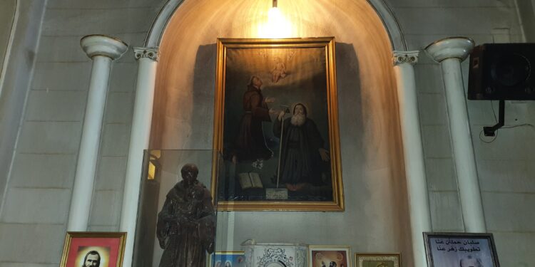 أيقونة فريدة تجمع القديس أنطونيوس الكبير والقديس أنطونيوس البدواني – الايقونة وشرحها