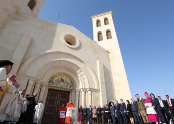 الشهداء المسابكيين حاضرون في تدشين كنيسة المعمودية المغطس في الأردن