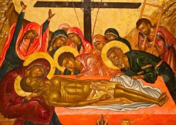 جنّاز المسيح: لماذا يرش الكاهن الشعب بالطيب وليس فقط صمدة القبر؟