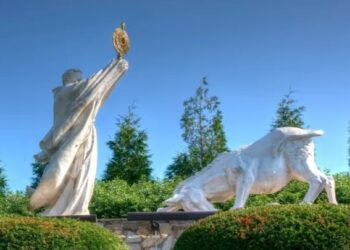 في شهر القربان من معجزات سرّ الإفخارستيا – هل أنت من المؤمنين بعظمته أم من المتشكّكين!