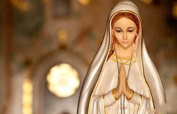 صلاة بمناسبة عيد تهنئة العذراء بقيامة المسيح الرّب – نورسات