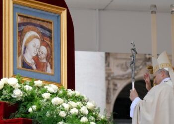 البابا لاوُن الرابع عشر: لتمنَحنا العذراء نعمة أن نكون شهودًا للرب القائم من بين الأموات