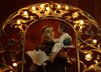 الأب الياس مرسوانيان يشرح أهمّية لسان القدّيس أنطونيوس البدوانيّ