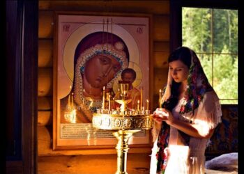 تاريخ غطاء الرأس عند النساء في الكنيسة الأرثوذكسية – الأب جوزيف غليسون