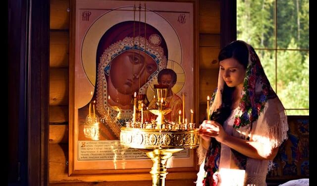 تاريخ غطاء الرأس عند النساء في الكنيسة الأرثوذكسية – الأب جوزيف غليسون