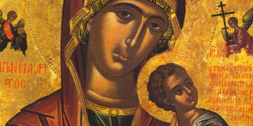 العذراء في شهر آب