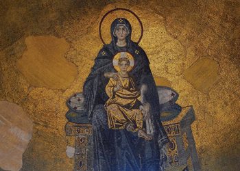 بين “الشهر المريمي” الكاثوليكي و”صوم رقاد والدة الإله” الأرثوذكسي