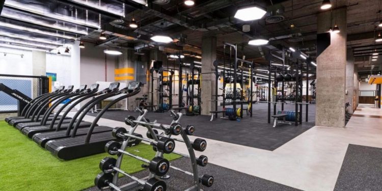 صلاة على نادٍ رياضيّ