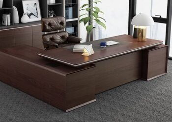 صلاة على مكتب