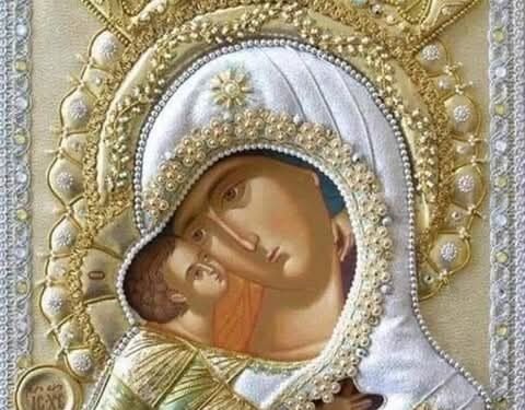 صلاة والدة الله التي رددتها على إمراة في الحلم لا تعلم كيف تصلّي