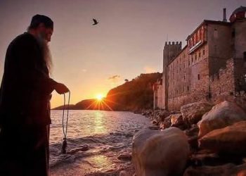 لماذا ظهر الرب لموسى في العليقة في برية سيناء؟