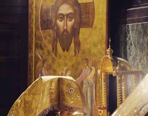 قصة حقيقية: الشفـاء بـواسطـة المناولة المقدّسة ..