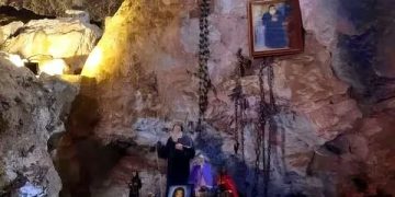 قصة المغارة العجائبية في دير مار أنطونيوس – قزحيا