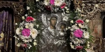 قصّة رائعة إقرؤها بتمعّن (الزوجة المتعبدة لوالدة الإله) – قصة وعبرة